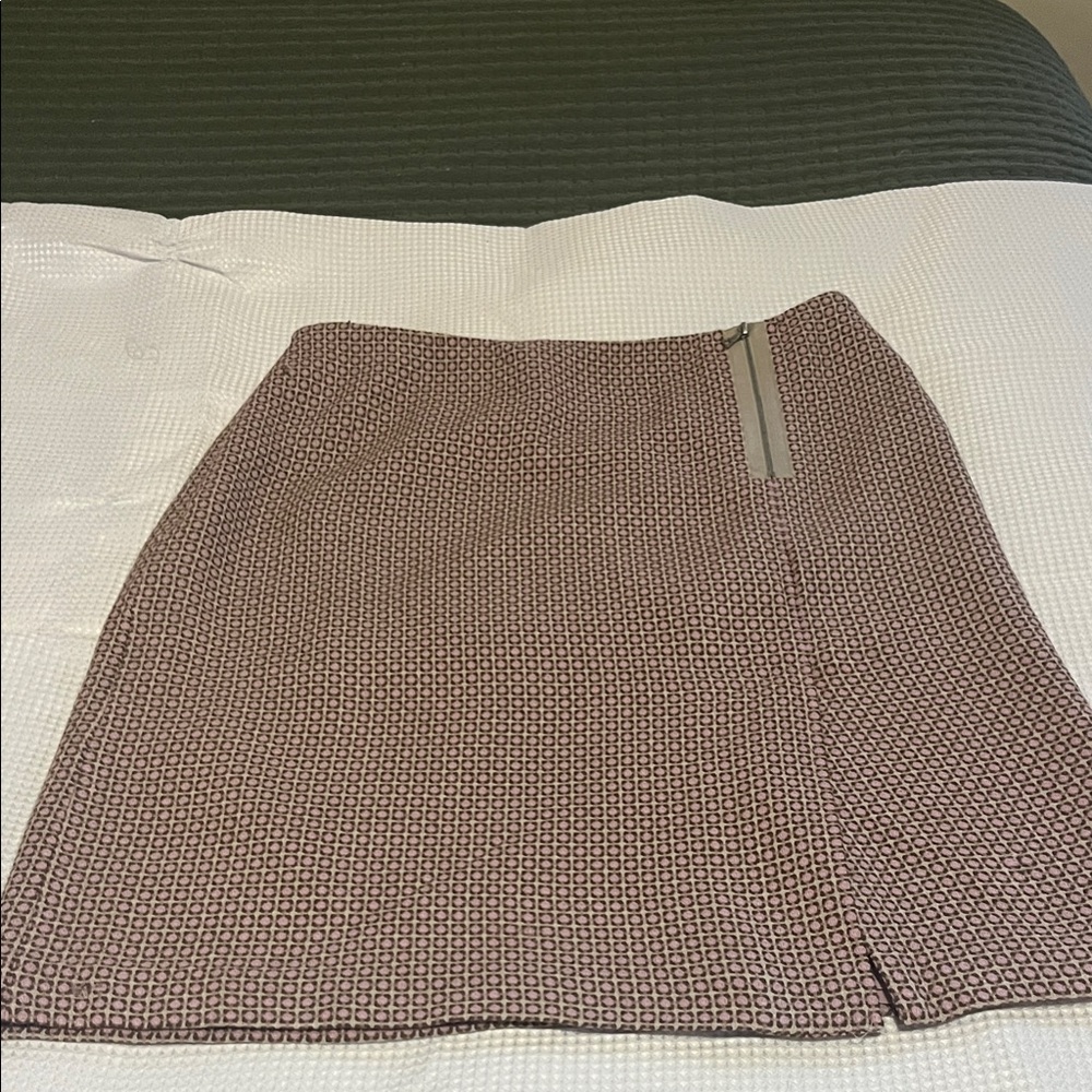 Ann Taylor Pink Geometric 21” Skirt